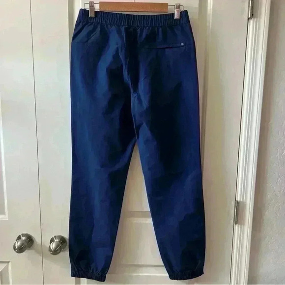 Banana Republic Motion Tech Hybrid Pant - Picture 3 of 10